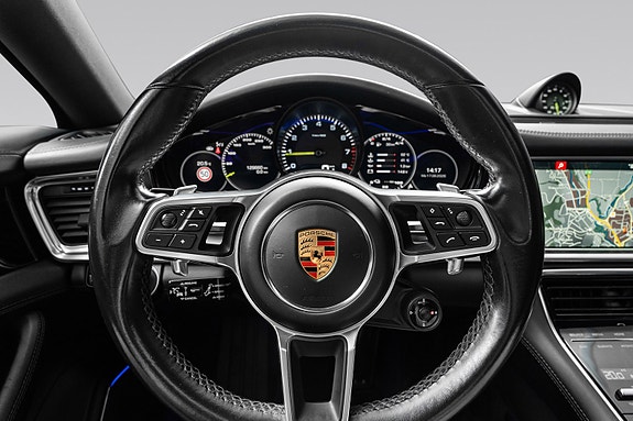 Porsche Panamera 4 22 of 30