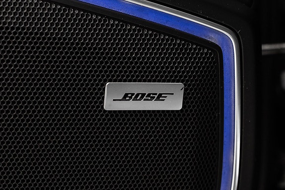 Porsche Panamera 4 15 of 30