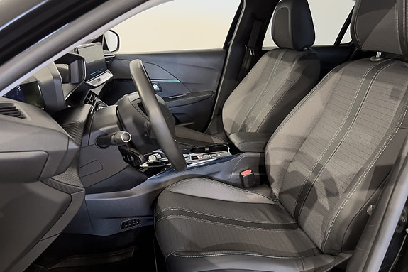 Peugeot e-208 13 of 30