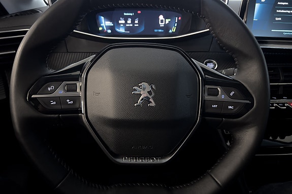 Peugeot e-208 20 of 30