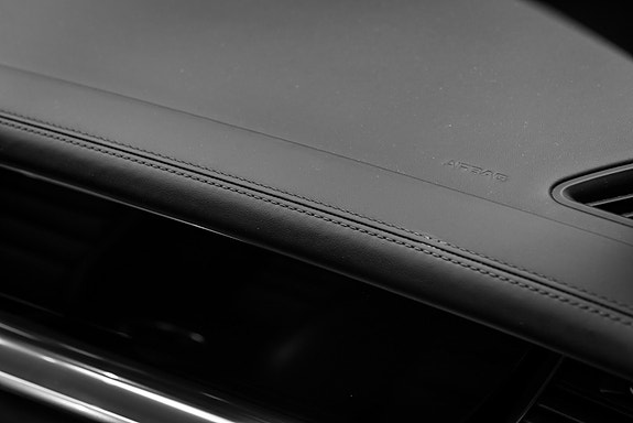 Porsche Panamera 17 of 30