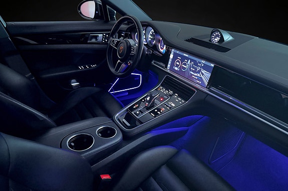 Porsche Panamera 14 of 30