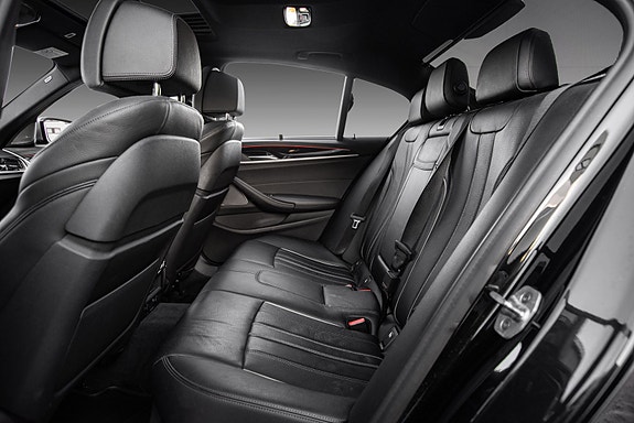 BMW M550d 28 of 30