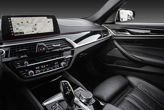 BMW M550d 13 of 30