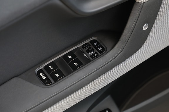 Polestar 2 24 of 30