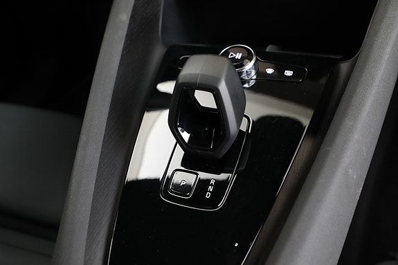 Polestar 2 19 of 30