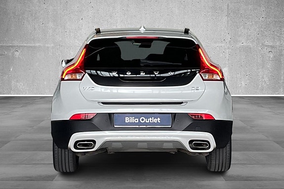Volvo V40 Cross Country 5 of 24