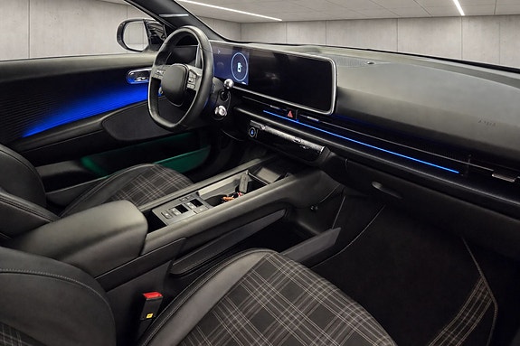 Hyundai Ioniq 6 28 of 30