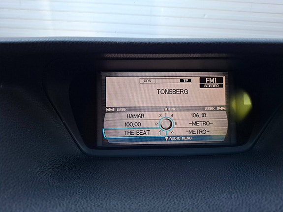 Honda Accord 19 of 30