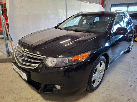 Honda Accord 3 of 30