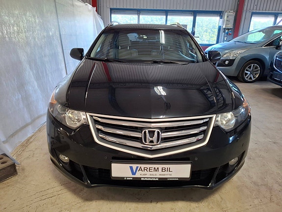 Honda Accord 2 of 30