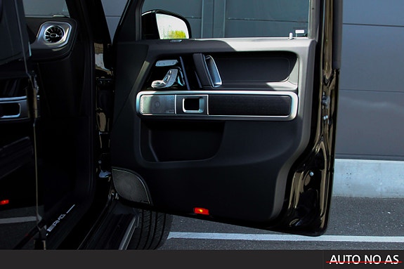 Mercedes-Benz G63 17 of 30