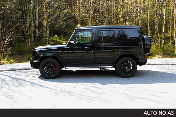 Mercedes-Benz G63 2 of 30
