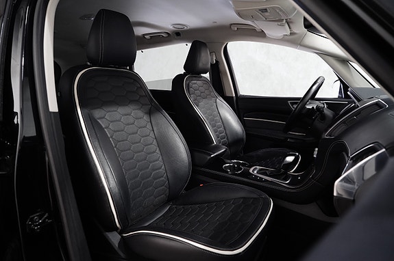 Ford S-MAX 19 of 30