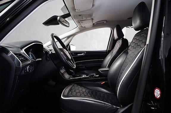 Ford S-MAX 18 of 30