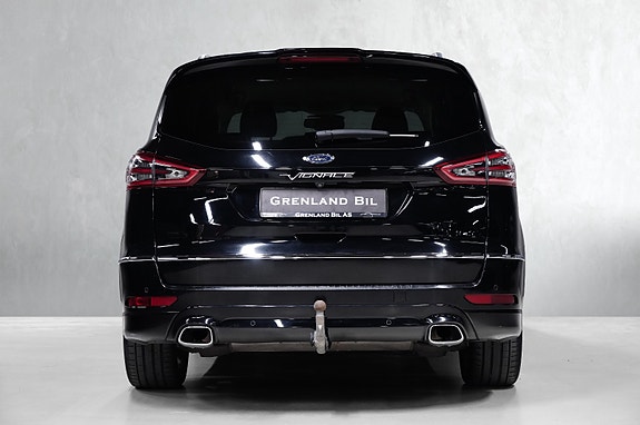 Ford S-MAX 12 of 30