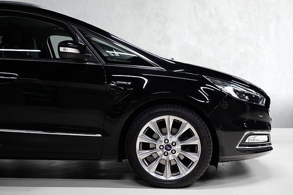 Ford S-MAX 4 of 30