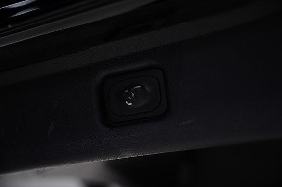 Ford S-MAX 16 of 30