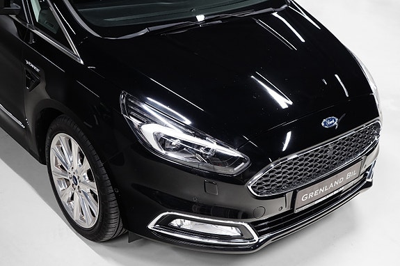 Ford S-MAX 3 of 30