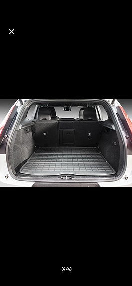 Volvo XC40 4 of 4