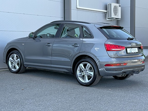 Audi Q3 7 of 30