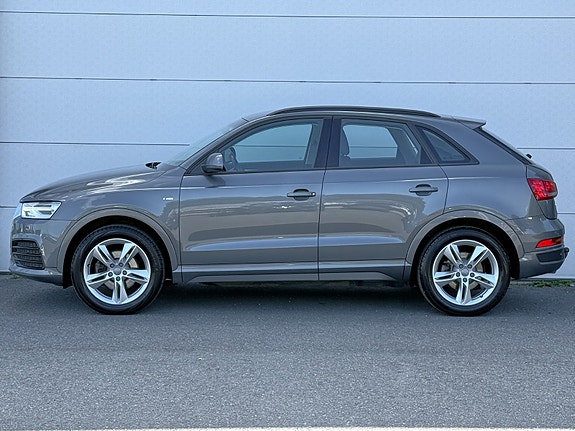 Audi Q3 6 of 30