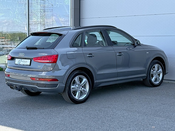 Audi Q3 11 of 30
