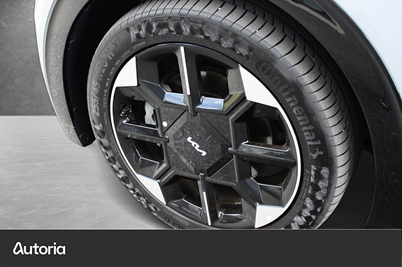 Kia EV6 9 of 23