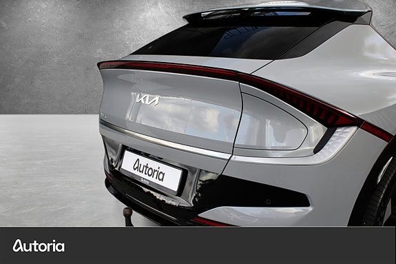 Kia EV6 8 of 23