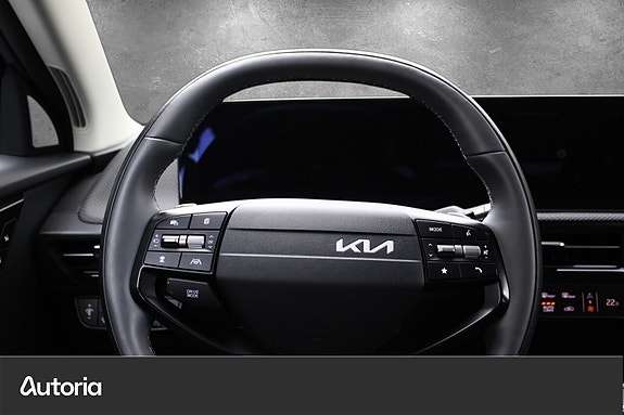 Kia EV6 14 of 23