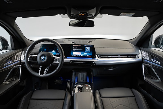 BMW iX2 19 of 30