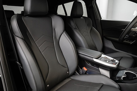BMW iX2 27 of 30