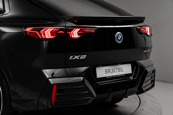 BMW iX2 8 of 30
