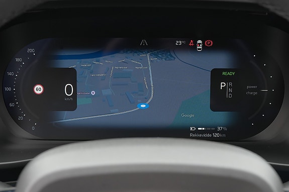 Volvo XC40 22 of 30