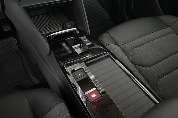 Citroen E-C4 14 of 24