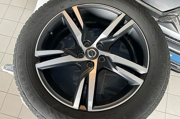 Volvo XC60 25 of 27
