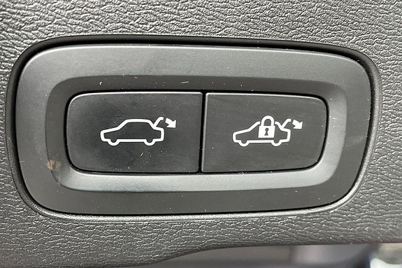 Volvo XC60 24 of 27
