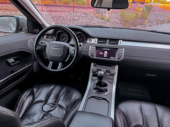 Land Rover Range Rover Evoque 10 of 19