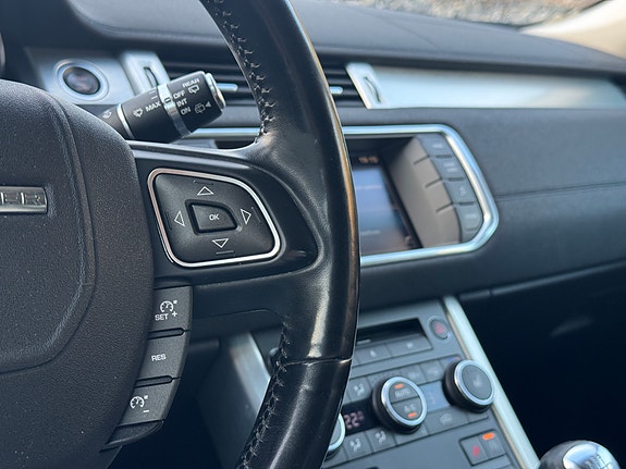 Land Rover Range Rover Evoque 14 of 19