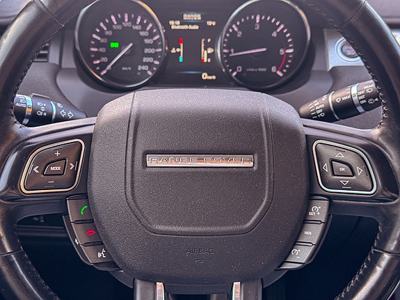 Land Rover Range Rover Evoque 12 of 19
