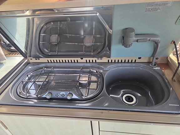 Volkswagen California Beach - T4 23 of 29