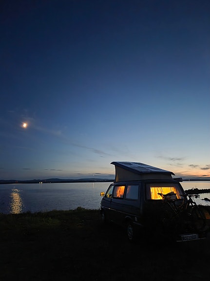 Volkswagen California Beach - T4 2 of 29