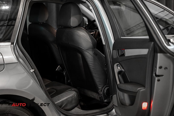 Audi A4 13 of 30