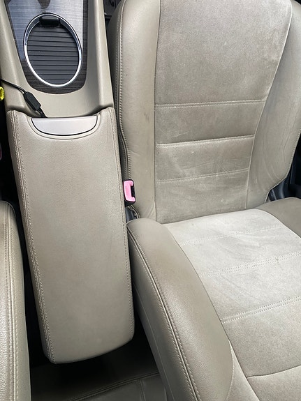 Toyota Avensis 30 of 30