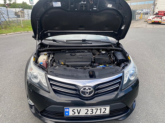 Toyota Avensis 10 of 30