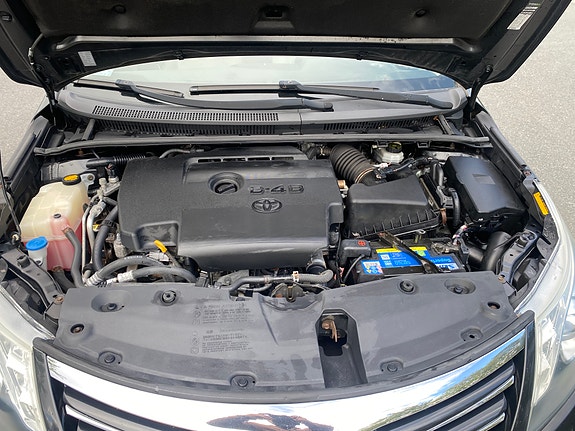 Toyota Avensis 9 of 30