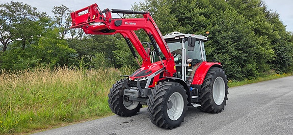 Massey Ferguson 5S.145 DYNA  6 7 of 14