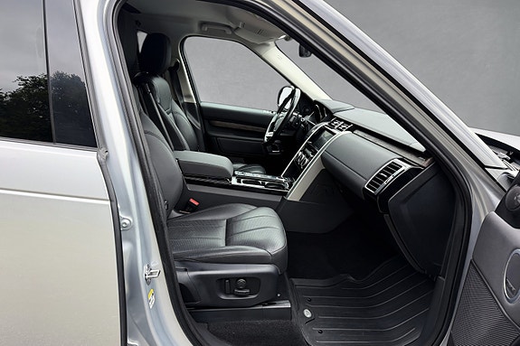 Land Rover Discovery 14 of 23