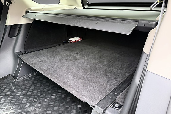 Land Rover Discovery 19 of 23