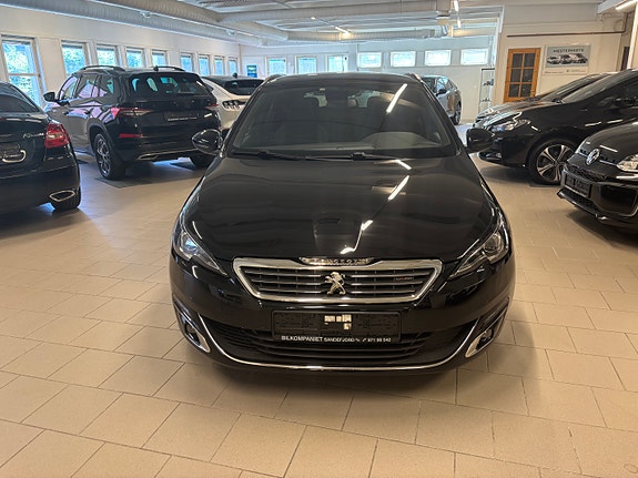 Peugeot 308 SW 25 of 30